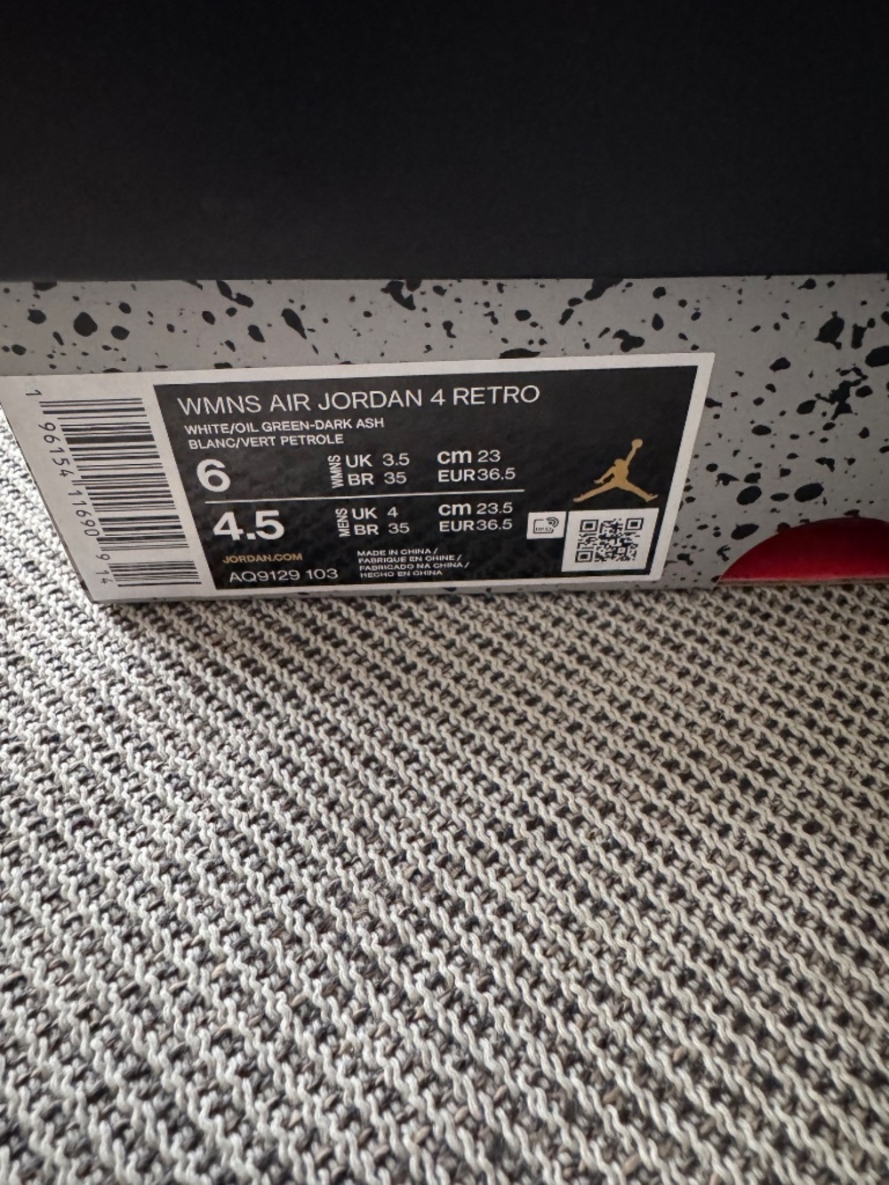 Jordan 4 Retro Seafoam (Women's) - Picture 10 of 12